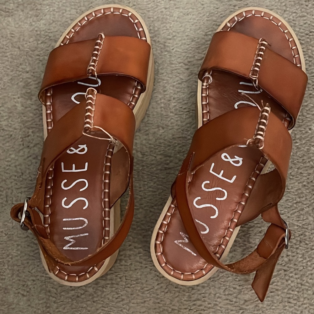 Musse & Cloud Tan Leather Sandals